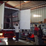 Préparation des camions du convoi
